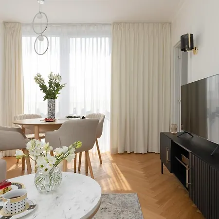 Senatorska By Renters ホテル