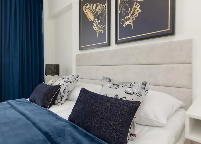 فندق Senatorska By Renters